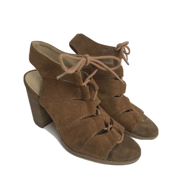 Reaction Kenneth Cole Kay Board Heels - Picture 1 of 6